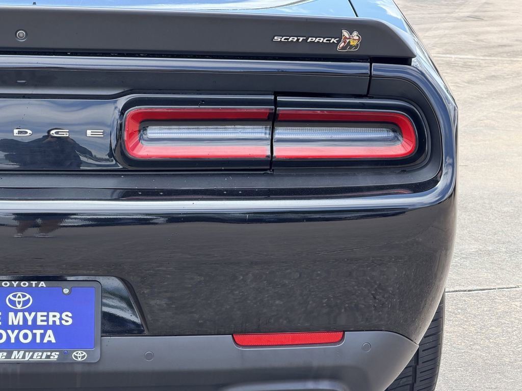 Used 2023 Dodge Challenger R/T Scat Pack RWD image 9