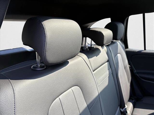 New 2026 Mercedes-Benz GLB 250 image 21