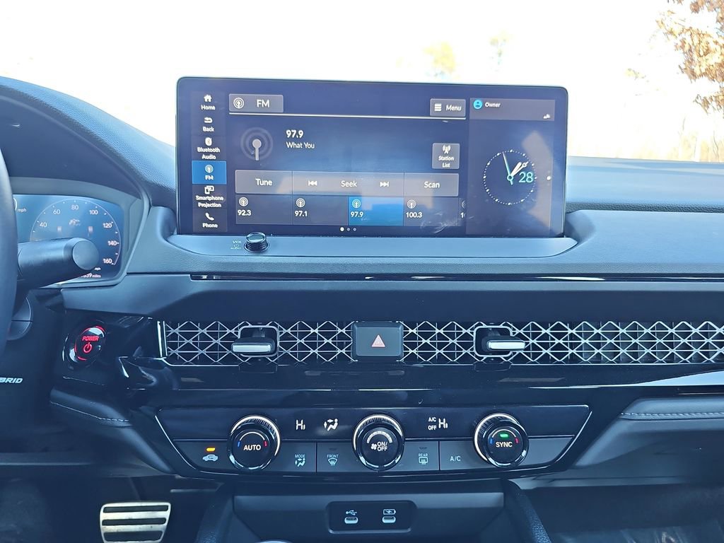 Certified 2024 Honda Accord Sport image 22