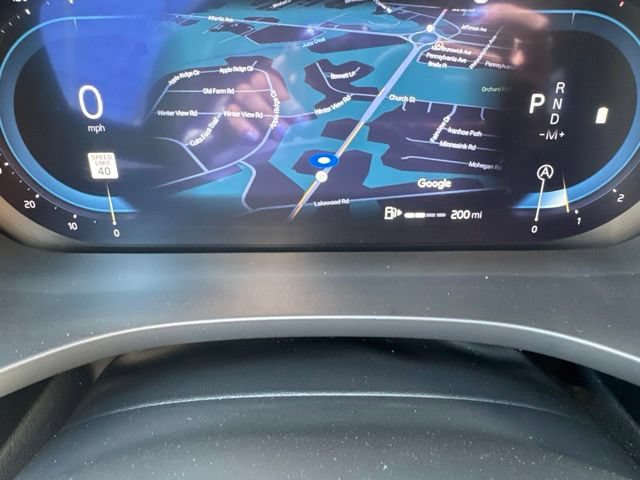 Certified 2025 Volvo XC60 B5 Plus AWD/4WD image 23