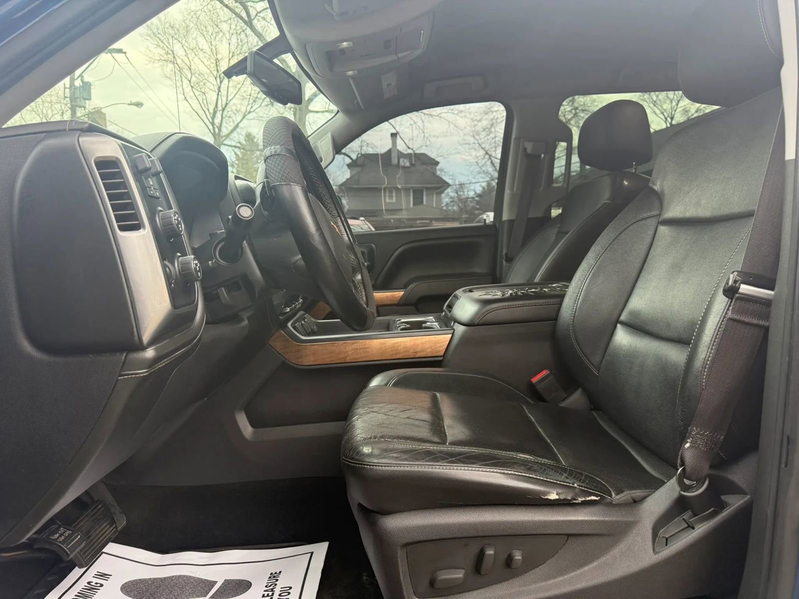 Used 2015 Chevrolet Silverado 1500 LTZ w/ LTZ Plus Package AWD/4WD image 8