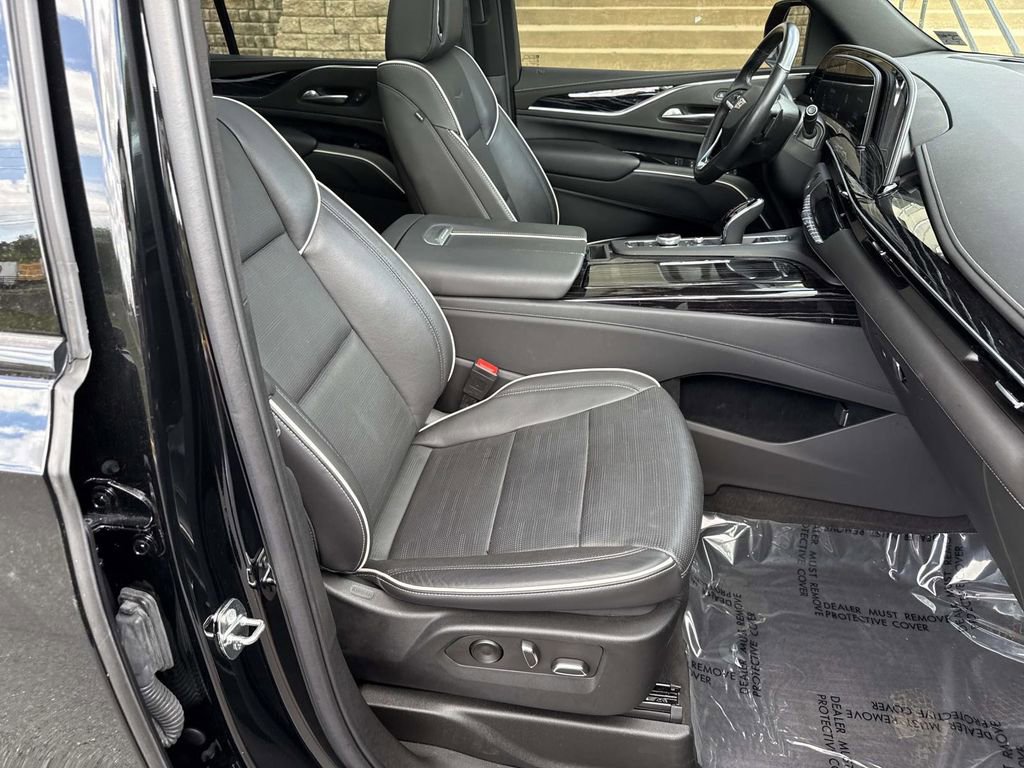 Used 2023 Cadillac Escalade Sport image 7