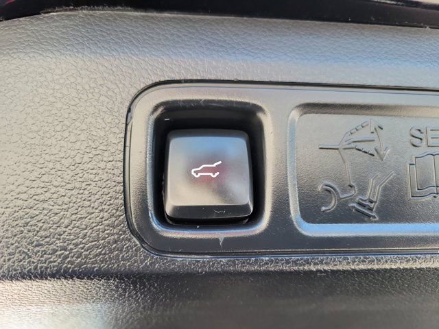 Certified 2020 Lincoln Navigator L Reserve w/ Luxury Package AWD/4WD image 13