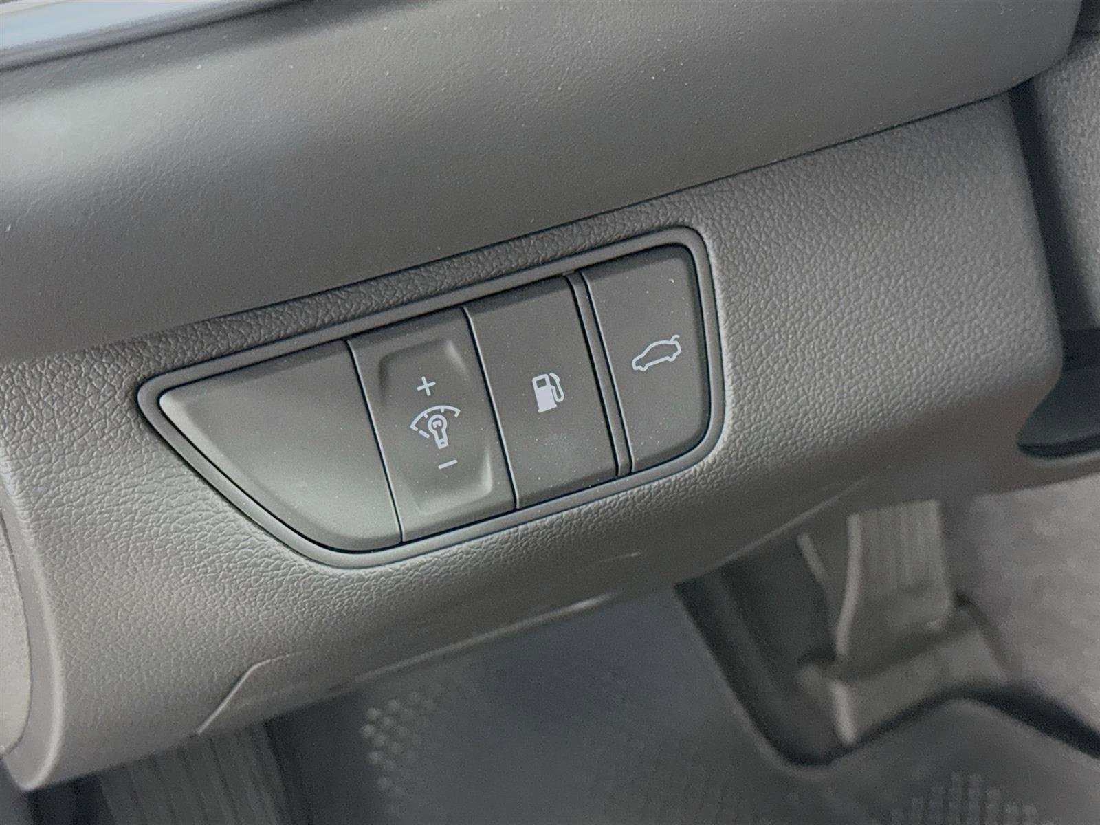 New 2026 Genesis G70 2.5T image 10