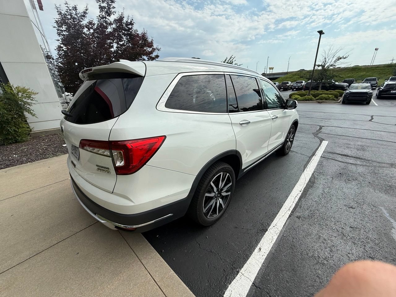Used 2019 Honda Pilot Touring image 6