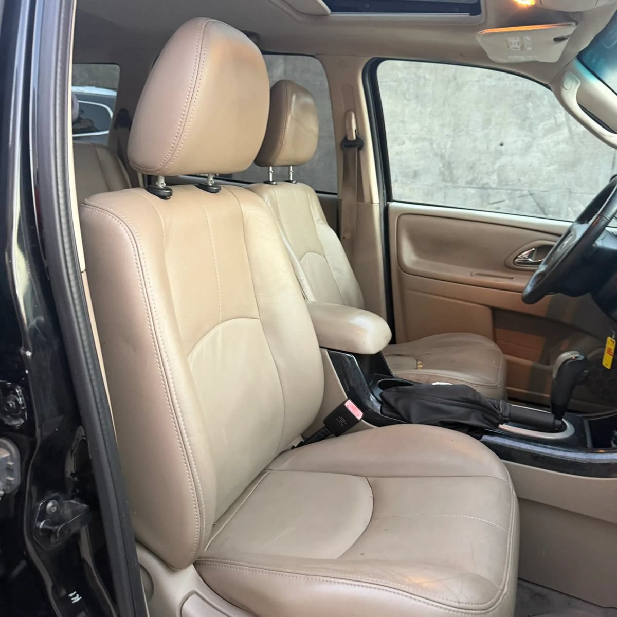 Used 2005 MAZDA Tribute s FWD image 10