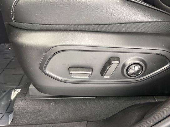 New 2026 Jeep Grand Cherokee Limited AWD/4WD image 15
