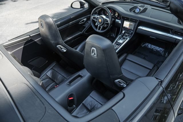 Used 2019 Porsche 911 Carrera RWD image 26