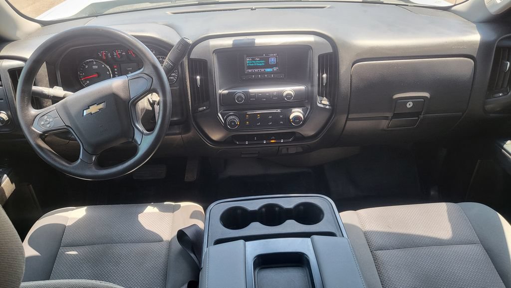 Used 2017 Chevrolet Silverado 1500 W/T w/ Trailering Package RWD image 5