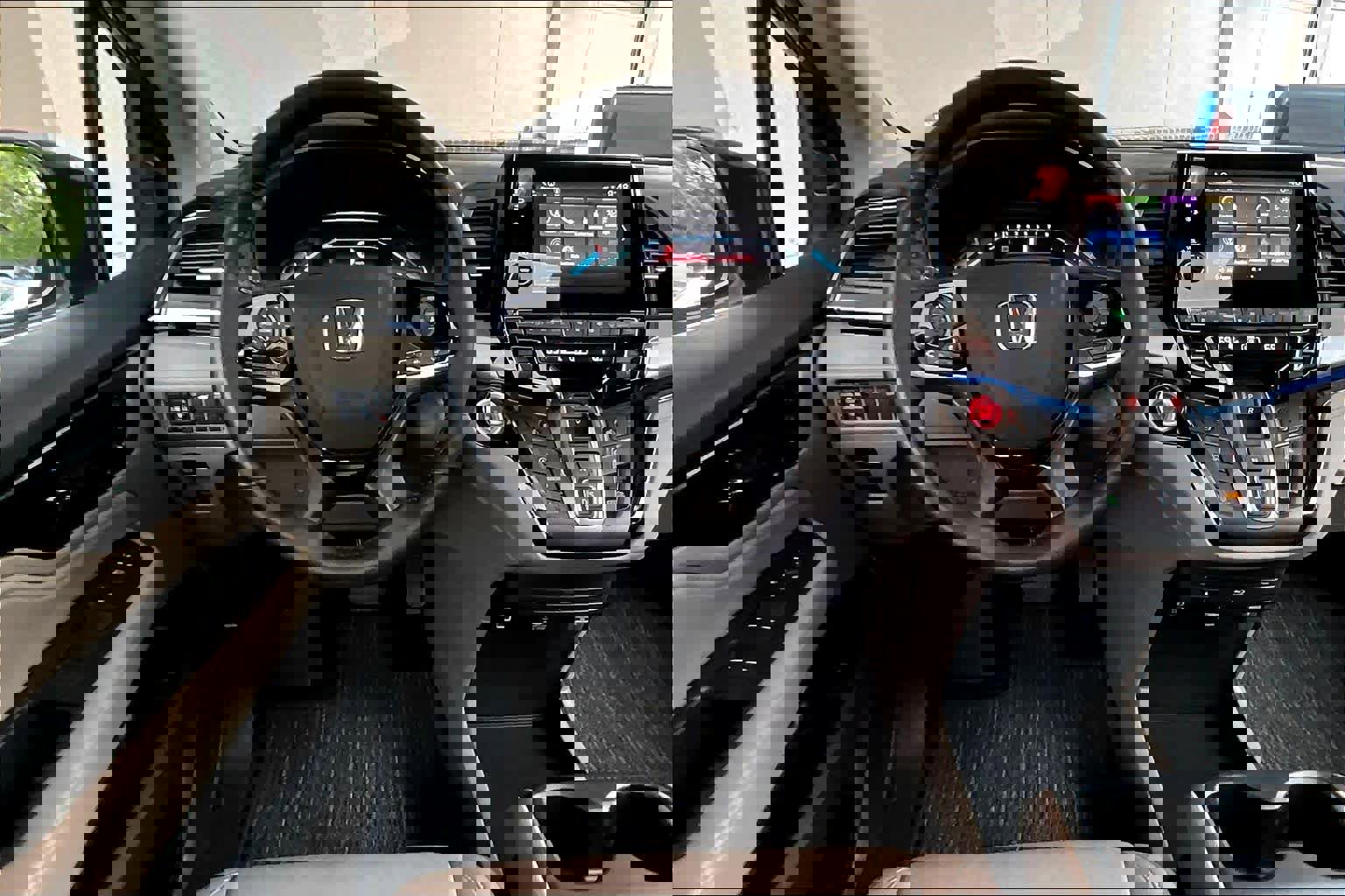 Certified 2023 Honda Odyssey Touring image 39