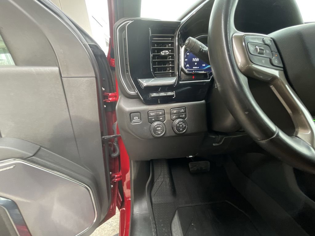 Certified 2024 Chevrolet Silverado 2500 High Country w/ High Country Premium Package image 17