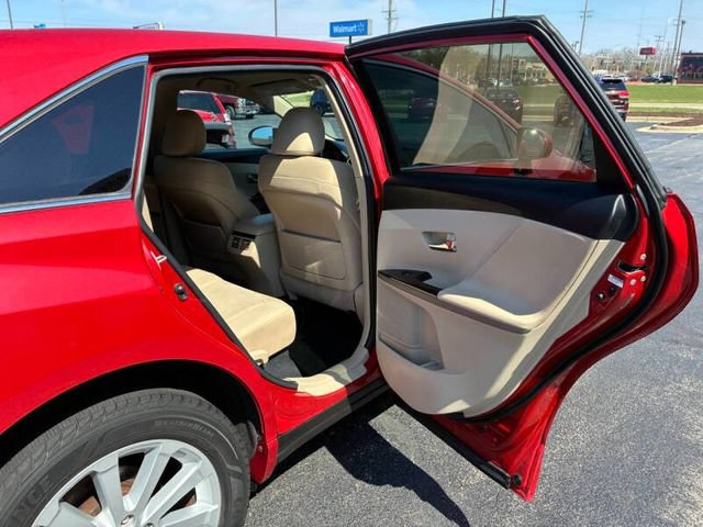 Used 2010 Toyota Venza w/ Convenience Pkg FWD image 23