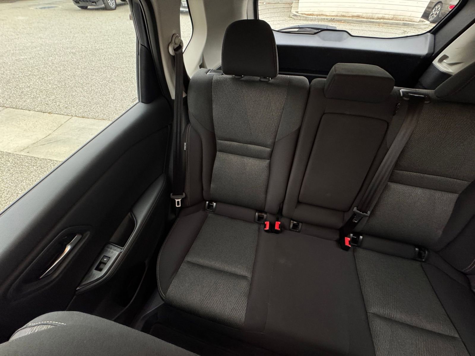 Used 2025 Nissan Rogue SV FWD image 41