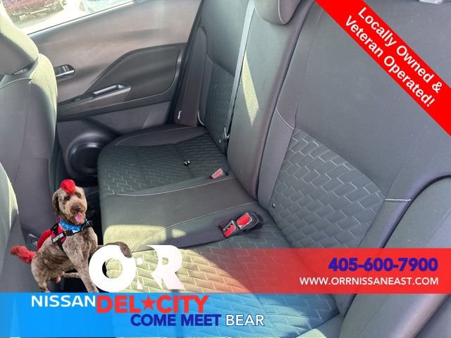 Used 2022 Nissan Kicks SV image 10