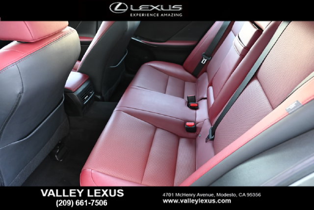 Certified 2022 Lexus IS 300 w/ Premium Package RWD image 17