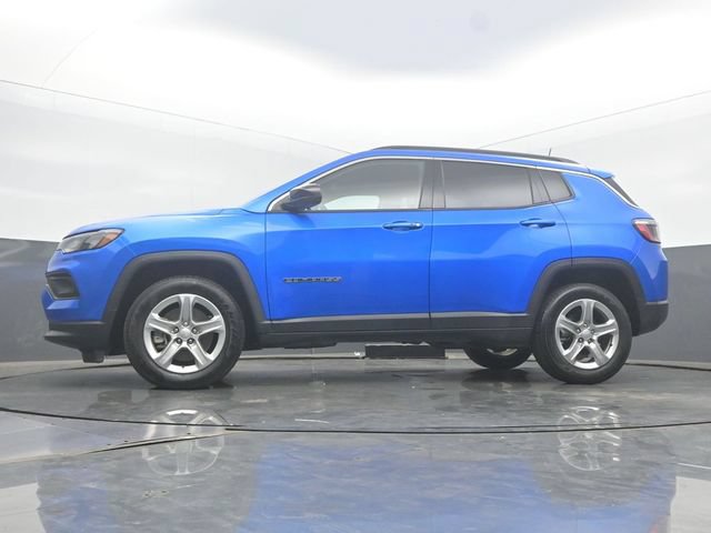 Used 2024 Jeep Compass Latitude AWD/4WD image 45