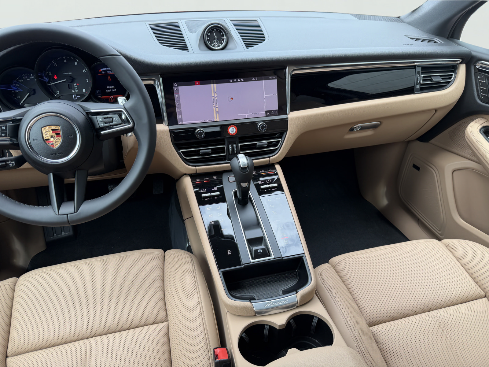 New 2026 Porsche Macan AWD/4WD image 19