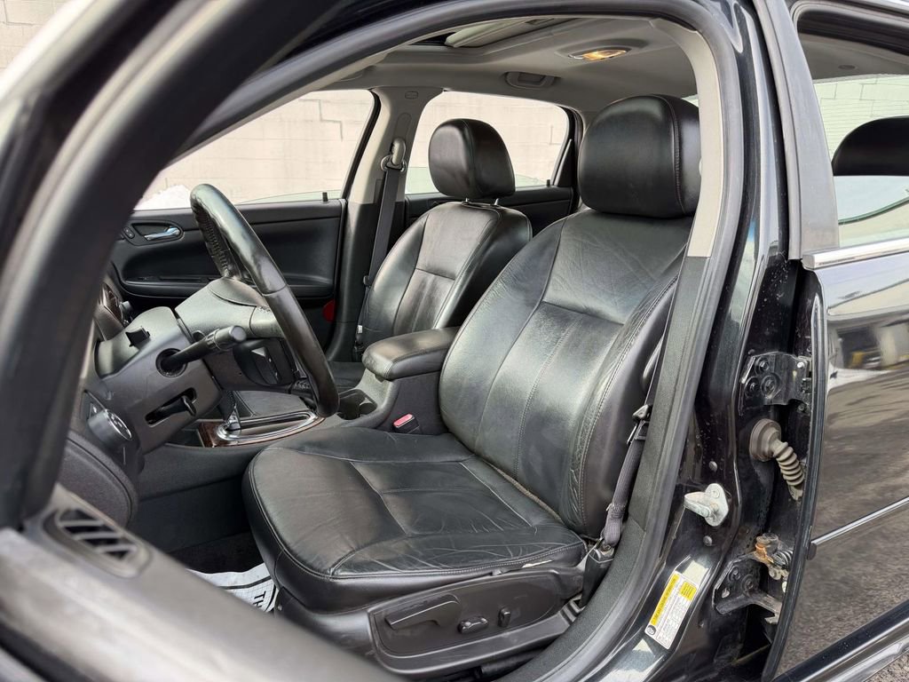 Used 2012 Chevrolet Impala LTZ image 25