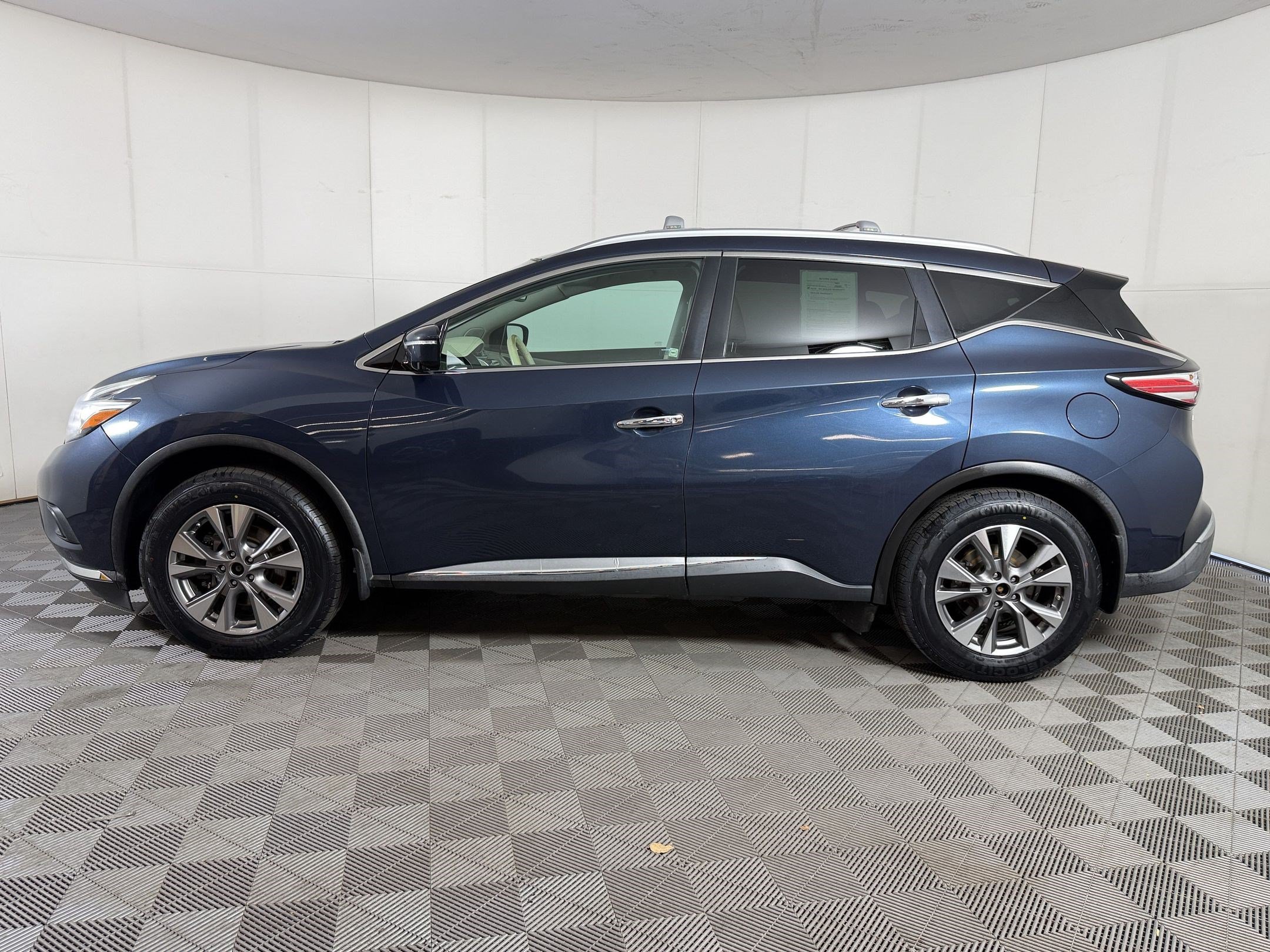 Used 2015 Nissan Murano SL AWD/4WD image 2