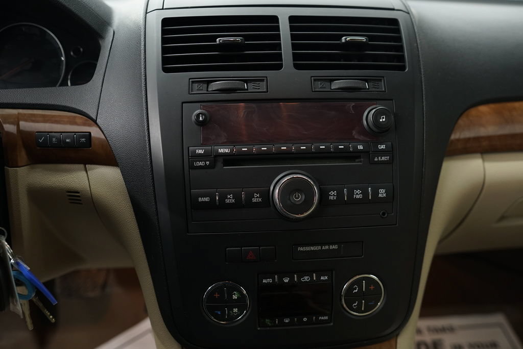 Used 2007 Saturn Outlook XR w/ Premium Trim Pkg FWD image 26