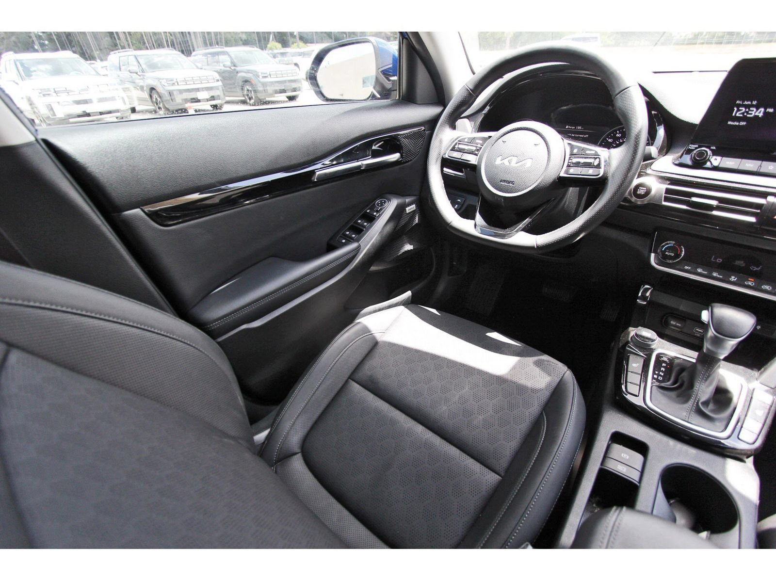 Used 2023 Kia Seltos SX AWD/4WD image 11