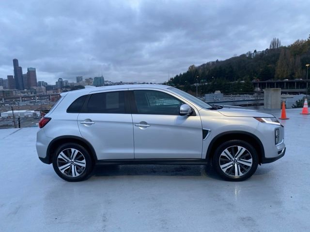 Used 2020 Mitsubishi Outlander Sport AWD image 3