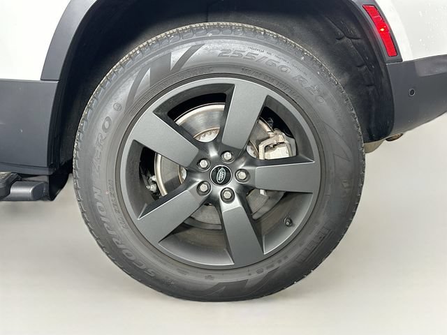 New 2025 Land Rover Defender 110 S AWD/4WD image 28