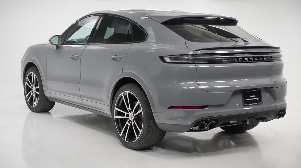 New 2025 Porsche Cayenne Coupe image 3
