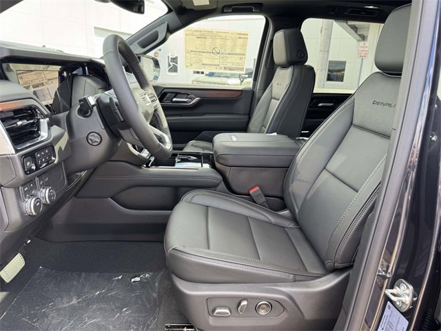 New 2026 GMC Yukon XL Denali image 6