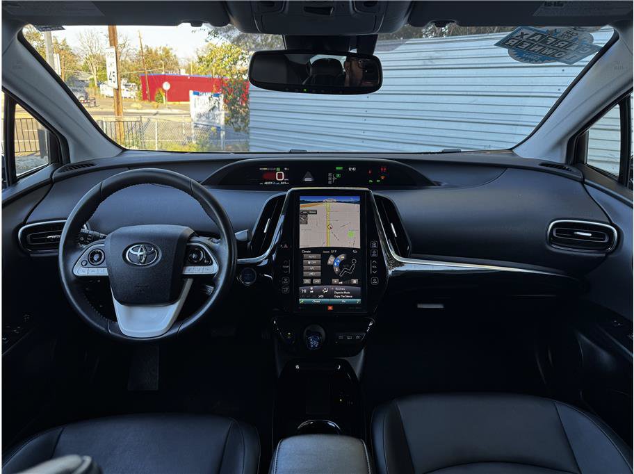 Used 2017 Toyota Prius Prime Advanced FWD image 19