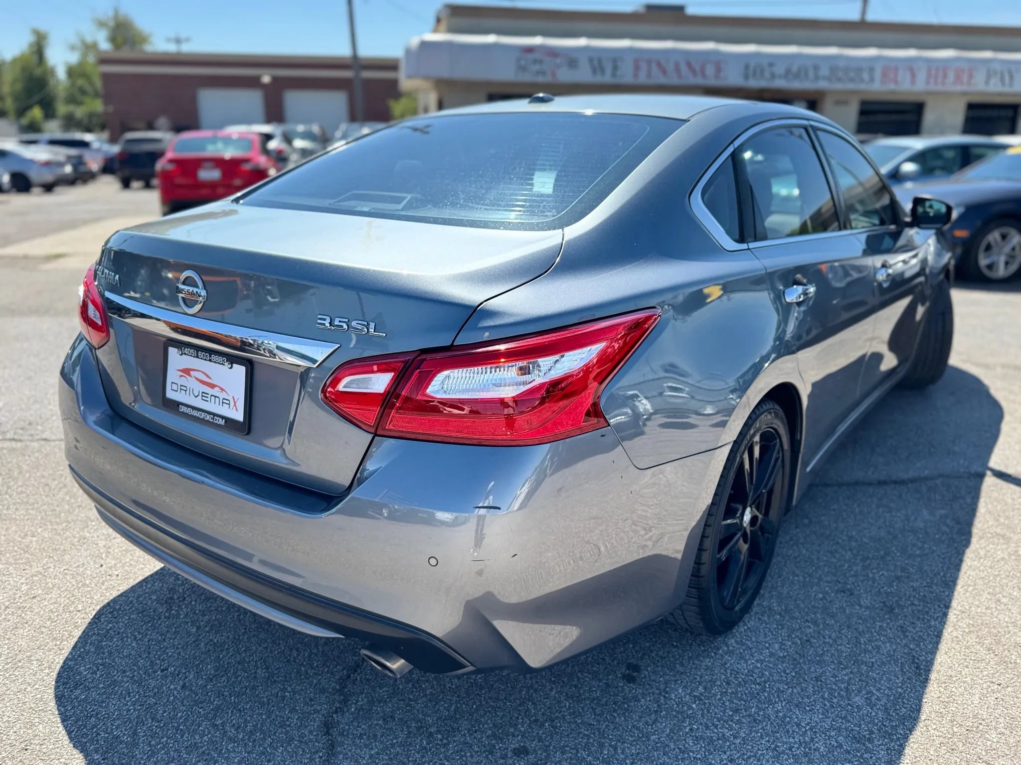 Used 2016 Nissan Altima 3.5 SL FWD image 3
