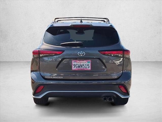 Used 2021 Toyota Highlander XSE FWD image 7