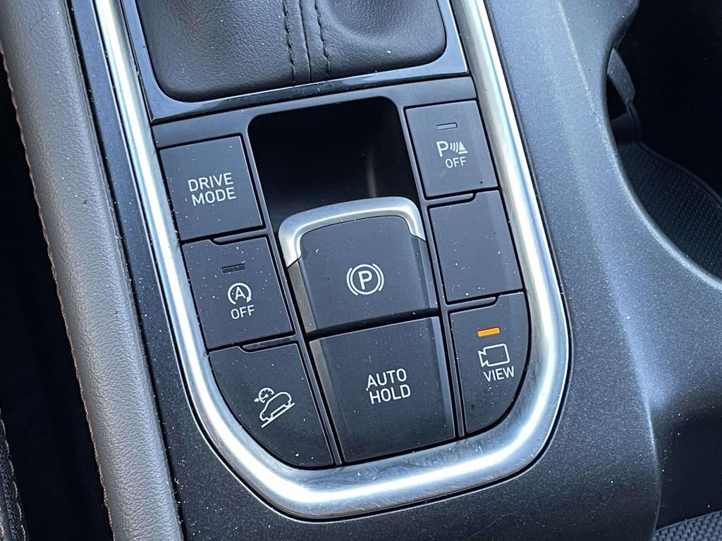 Used 2020 Hyundai Santa Fe Limited AWD/4WD image 23