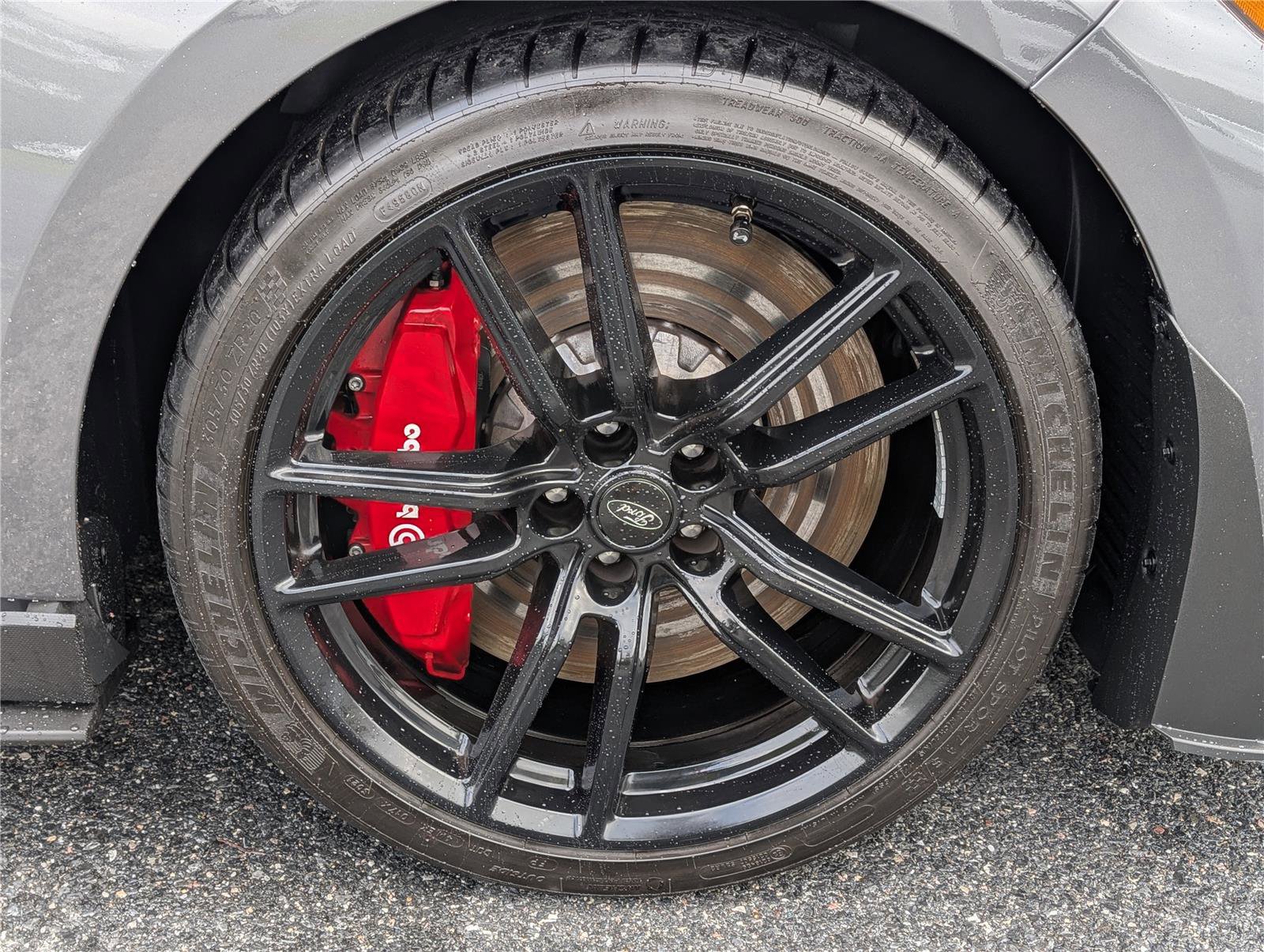 Used 2021 Ford Mustang Shelby GT500 w/ Technology Package image 14