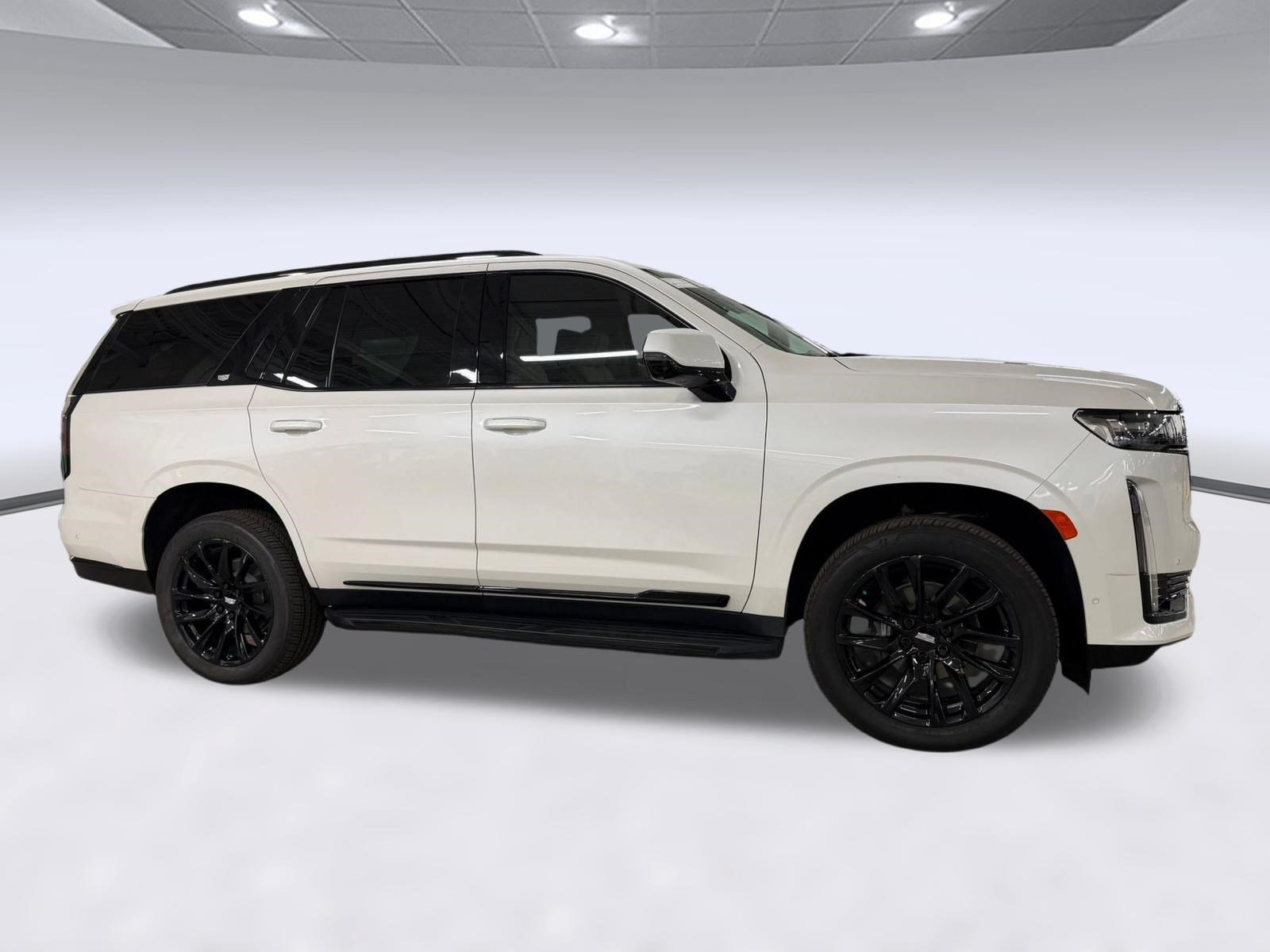 Certified 2023 Cadillac Escalade Sport Platinum w/ LPO, ONYX Package AWD/4WD image 8