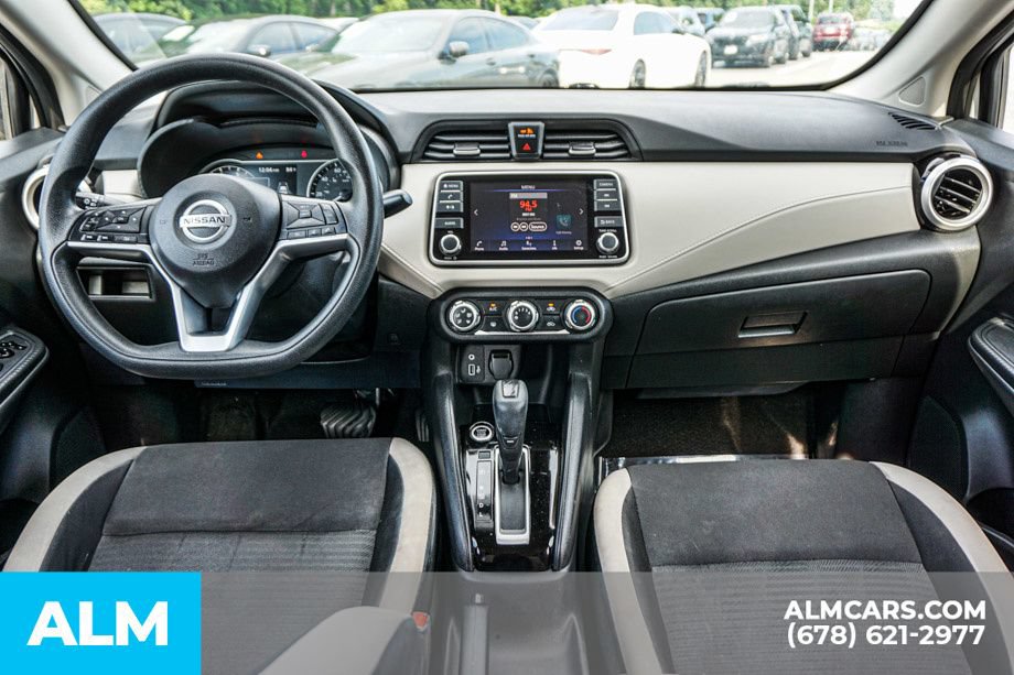 Used 2022 Nissan Versa SV FWD image 24