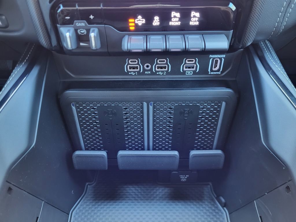 New 2026 RAM 1500 Limited w/ Off Road Group image 26