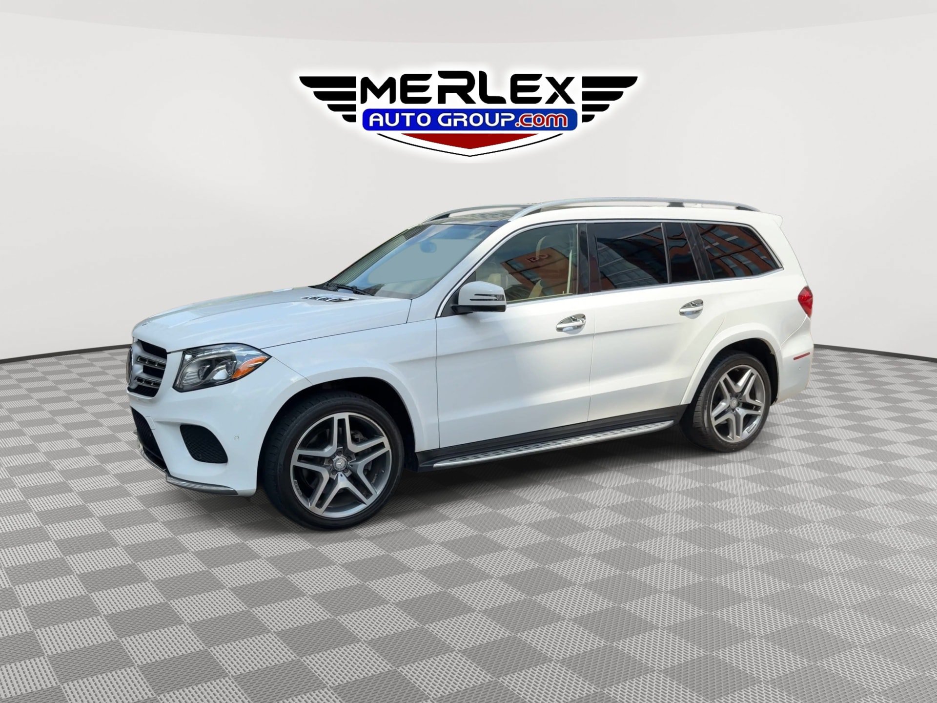 Used 2017 Mercedes-Benz GLS 550 4MATIC image 4