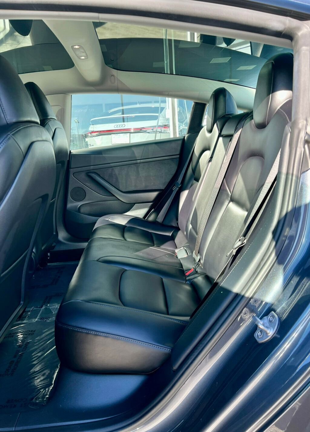 Used 2023 Tesla Model 3 Standard Range image 15
