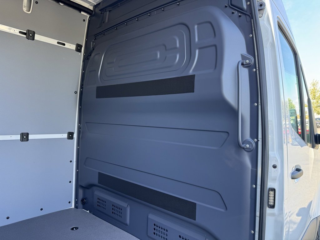 Used 2024 Mercedes-Benz Sprinter 144 Cargo image 13