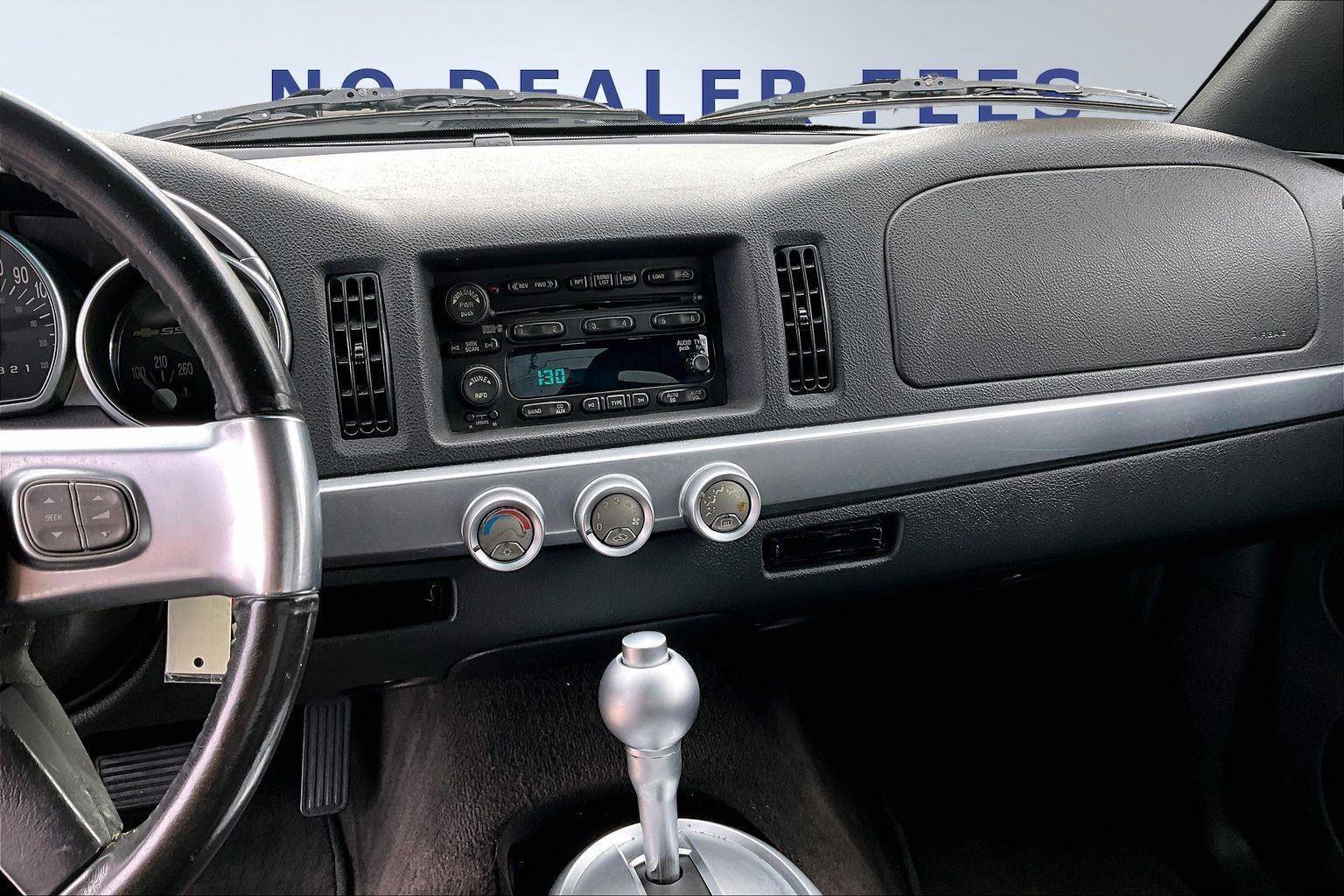 Used 2006 Chevrolet SSR w/ Preferred Equipment Group image 10