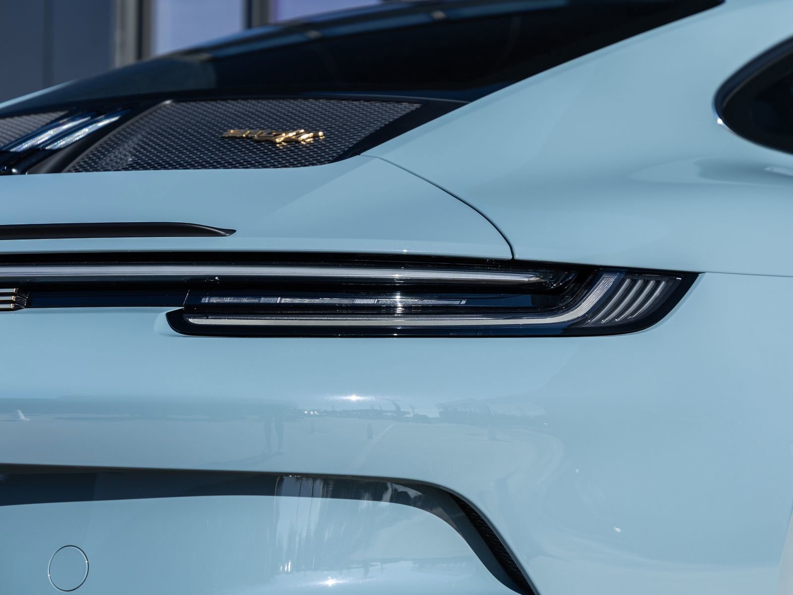 Certified 2024 Porsche 911 GT3 RS RWD image 18