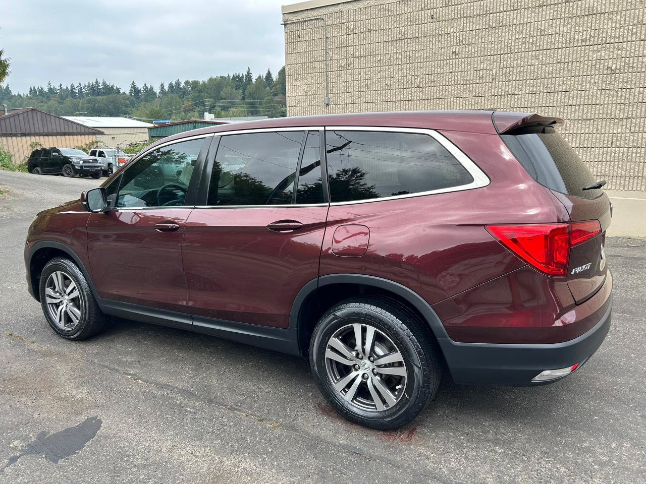 Used 2017 Honda Pilot EX-L image 7