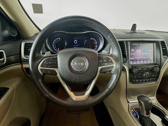 Used 2017 Jeep Grand Cherokee Limited AWD/4WD image 14
