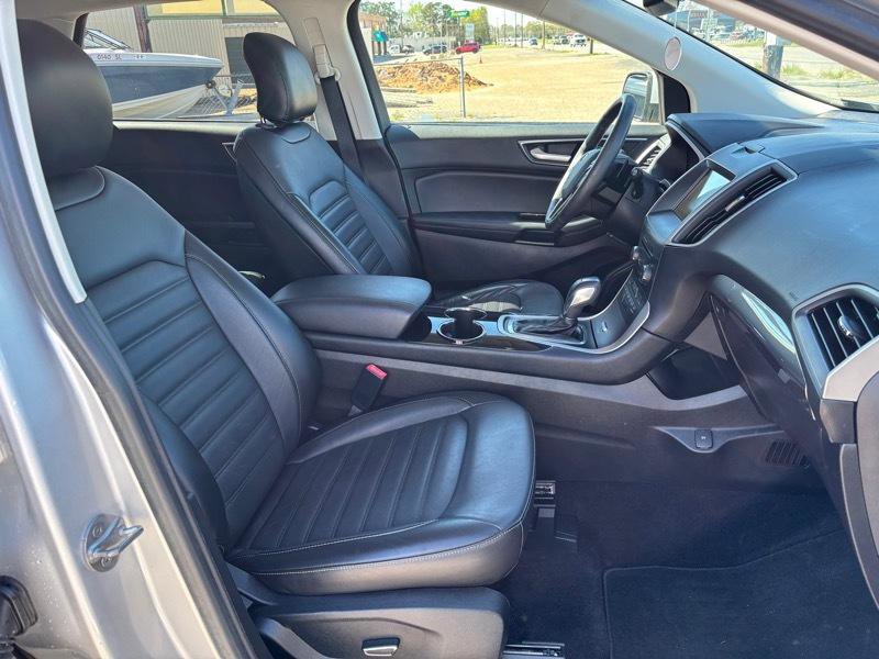Used 2016 Ford Edge SEL w/ Equipment Group 201A image 17