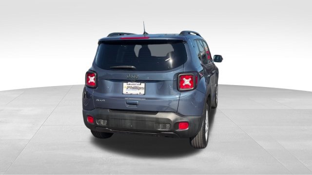 Used 2023 Jeep Renegade Latitude w/ Premium Group AWD/4WD image 7