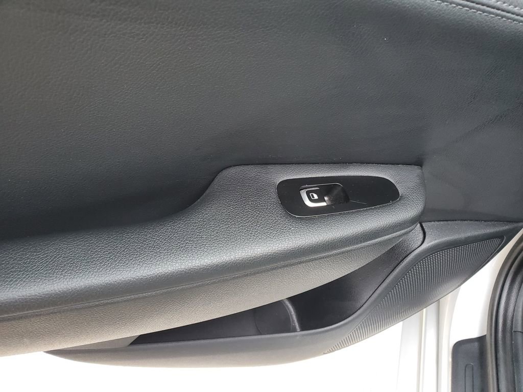 Used 2018 Kia Stinger image 11