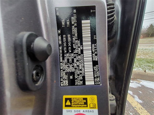 Used 2019 Toyota Highlander Limited image 32