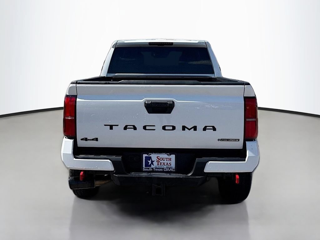Used 2026 Toyota Tacoma TRD Off-Road AWD/4WD image 6