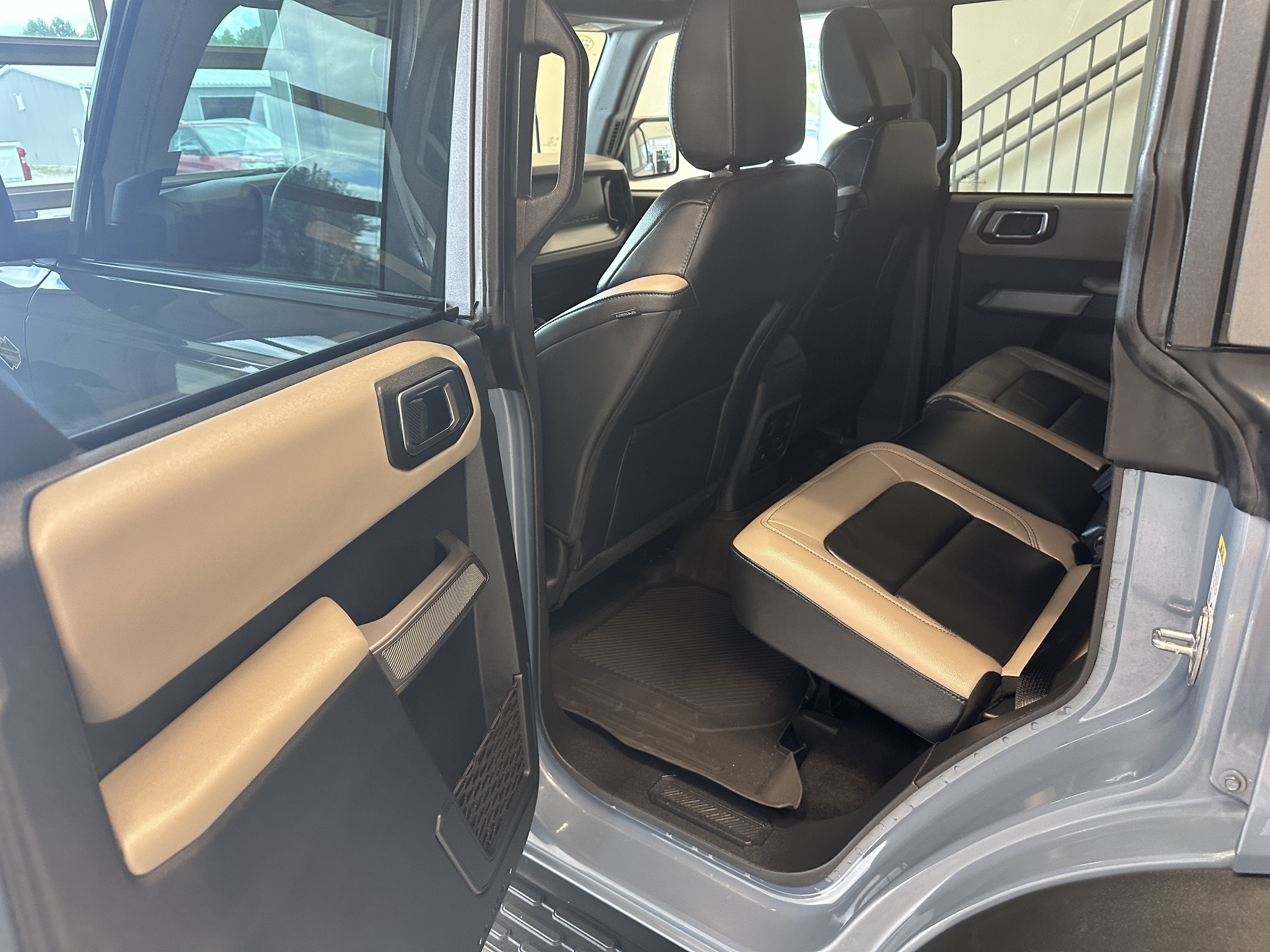 Used 2023 Ford Bronco Wildtrak AWD/4WD image 10